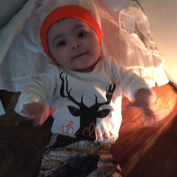 🚜New 🚜 Ooh deer 🦌 baby outfit - Picture 4 of 7